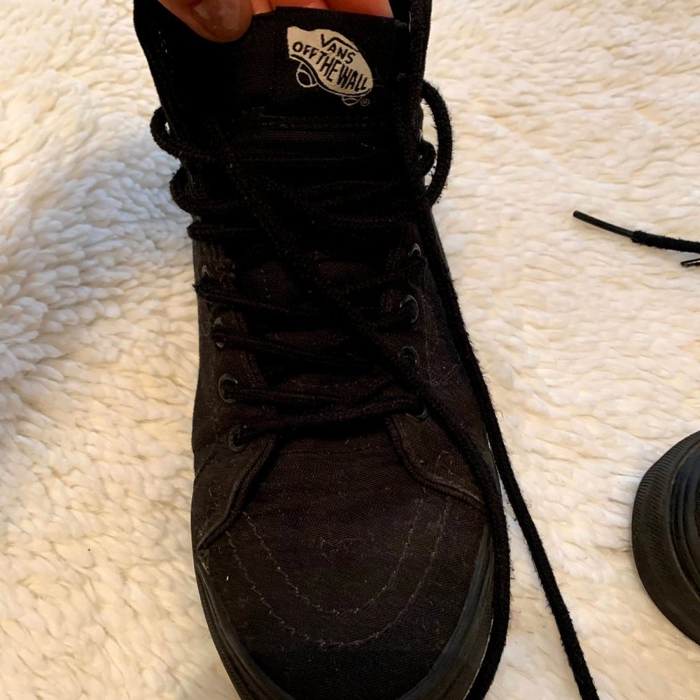 Sk8-Hi Black Women's Shoes